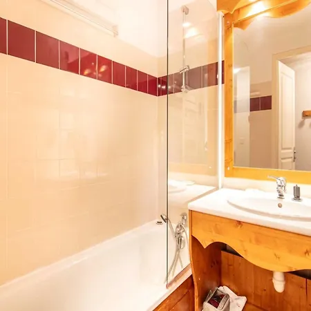 Apt In Chamrousse, Near Ski Slope Appartement *