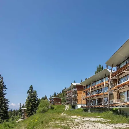 Appartement Apt In Chamrousse, Near Ski Slope Chamrousse